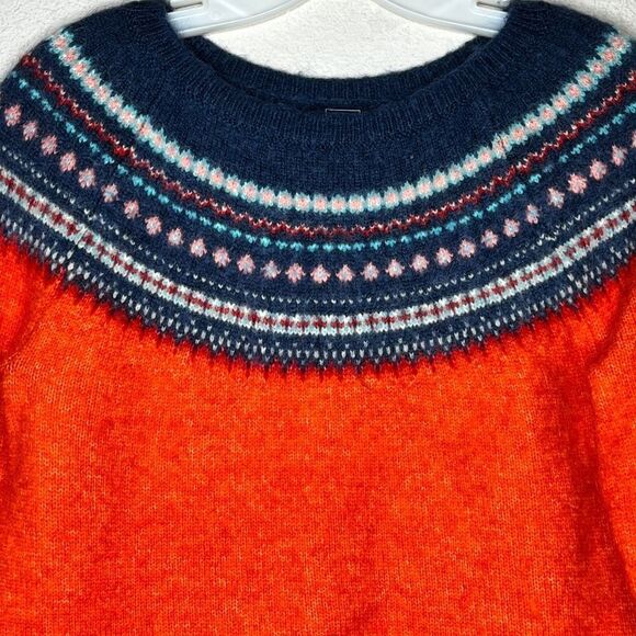 Gap Maternity Sweater - Picture 2 of 7